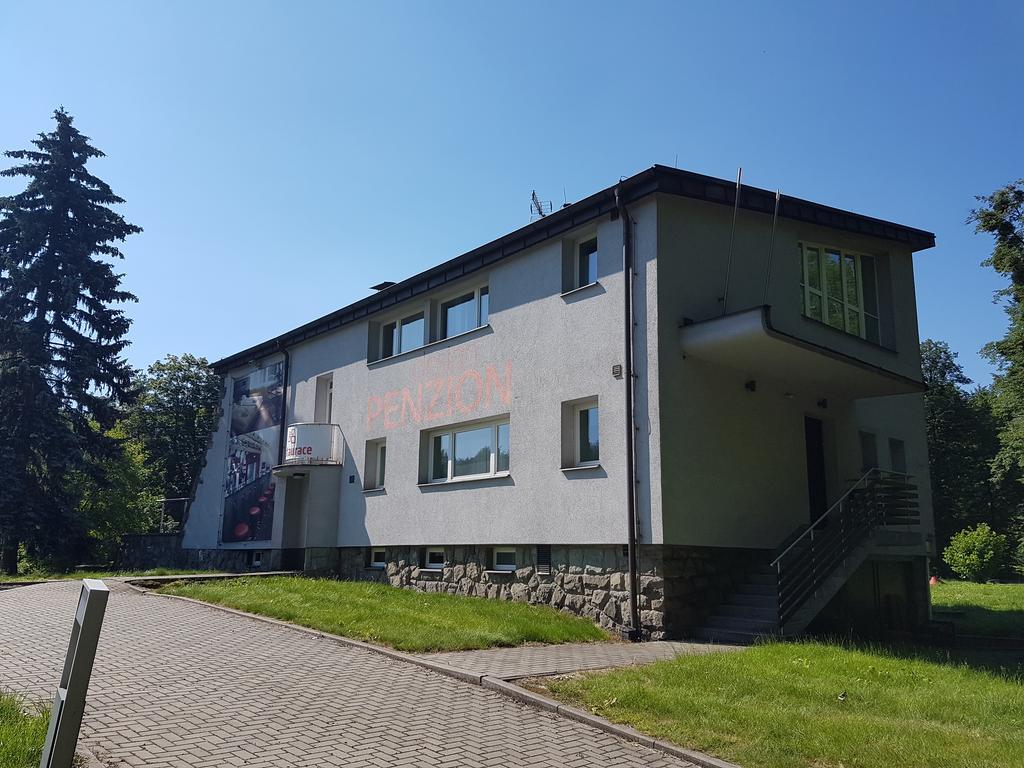 Penzion BránaBeskyd Frydlant nad Ostravici Exterior foto
