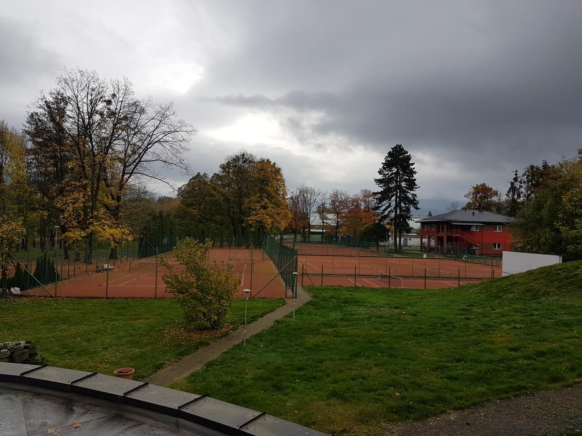 Penzion BránaBeskyd Frydlant nad Ostravici Exterior foto